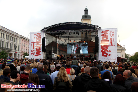 Koncert zespołu „Raz dwa trzy