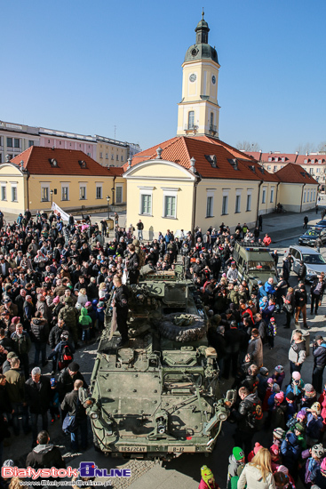 Żołnierze amerykańscy na Rynku Kościuszki