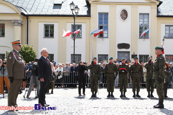 Główne uroczystości przy pomniku Marszałka Józefa Piłsudskiego w Białymstoku