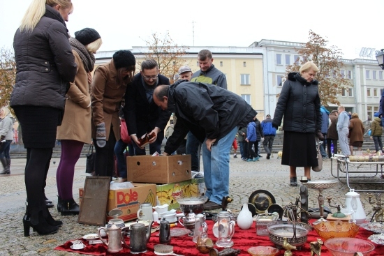 Targ staroci na Rynku Kościuszki