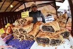 Jarmark bożonarodzeniowy i żywa szopka