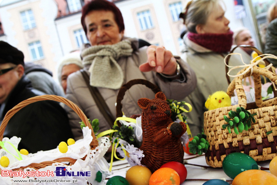 Święcenie pokarmów na Rynku Kościuszki