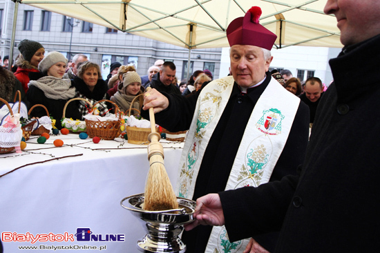 Święcenie pokarmów na Rynku Kościuszki