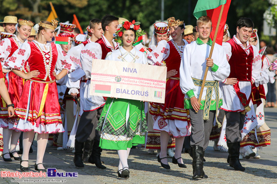 Podlaska Oktawa Kultur. Parada zespołów