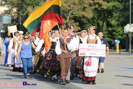 Podlaska Oktawa Kultur. Parada zespołów