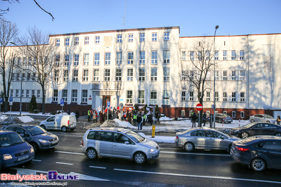 Protest KOD-u przed Sądem Apelacyjnym