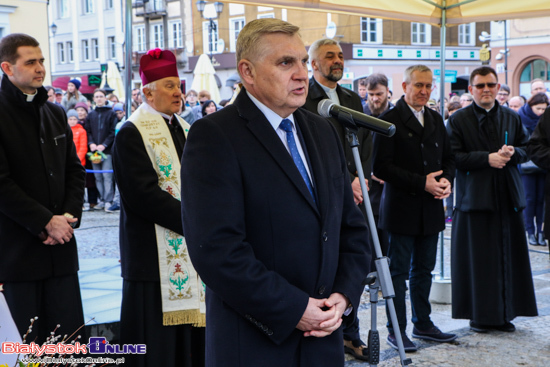 Święcenie pokarmów na Rynku Kościuszki