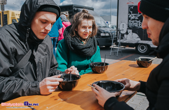 Zlot Foodtrucków przed Outlet Białystok