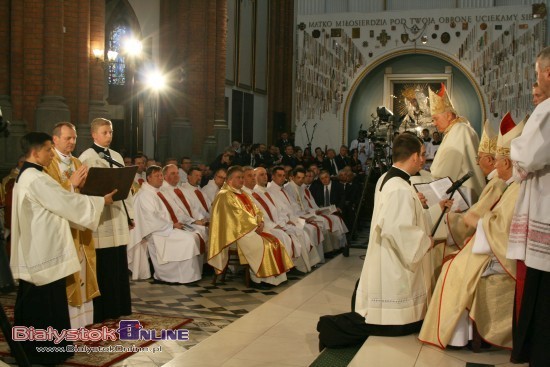 Święcenia biskupie i ingres ks. Tadeusza Wojdy