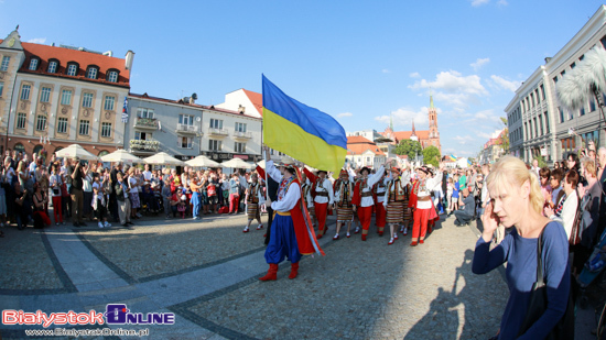 X Międzynarodowy Festiwal Muzyki, Sztuki i Folkloru \