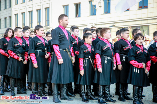 X Międzynarodowy Festiwal Muzyki, Sztuki i Folkloru \