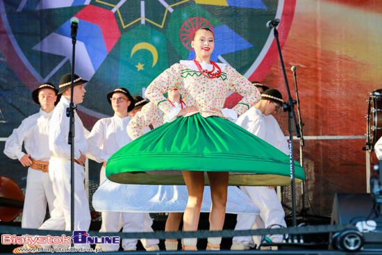 X Międzynarodowy Festiwal Muzyki, Sztuki i Folkloru \