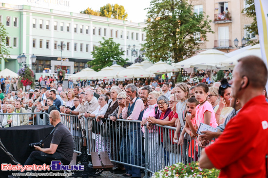 X Międzynarodowy Festiwal Muzyki, Sztuki i Folkloru \