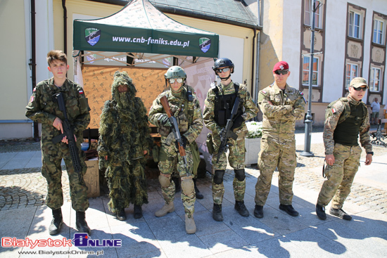 Piknik Militarny na Rynku Kościuszki