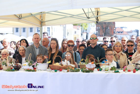 Święcenie pokarmów na Rynku Kościuszki