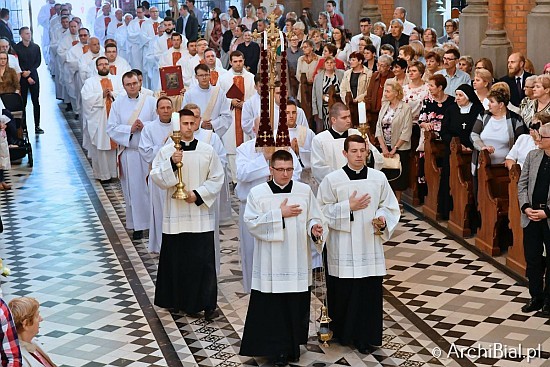 Nowi kapłani Archidiecezji Białostockiej