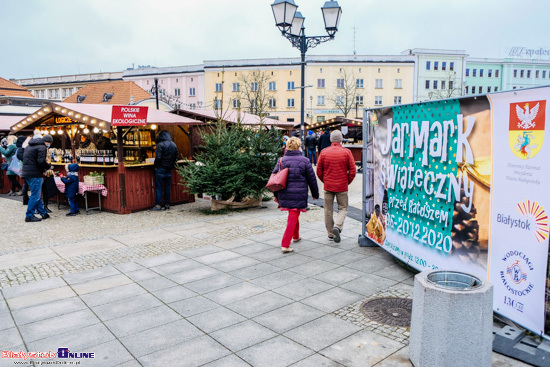 Bożonarodzeniowy Jarmark przed Ratuszem