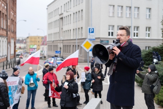 Protest antyszczepionkowców