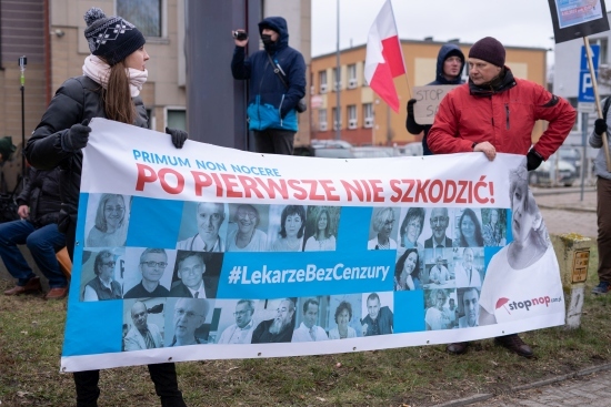 Protest antyszczepionkowców