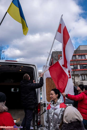 Manifestacja pod konsulatem Białorusi