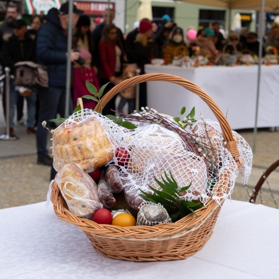 Święcenie pokarmów na Rynku Kościuszki