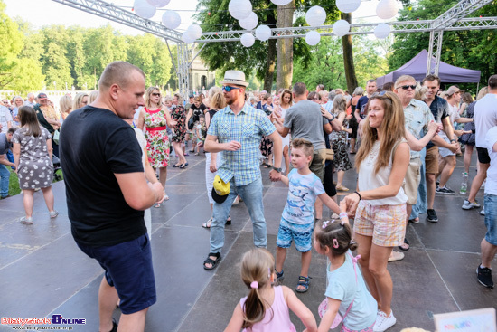 Potańcówka w Ogrodach Pałacu Branickich