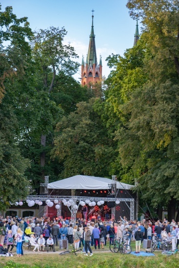 Potańcówka w Ogrodzie Branickich