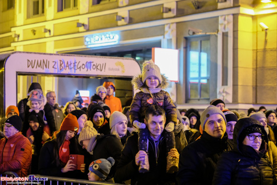 WOŚP. Światełko do nieba i koncerty na Rynku Kościuszki