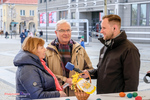 Święcenie pokarmów przy ratuszu