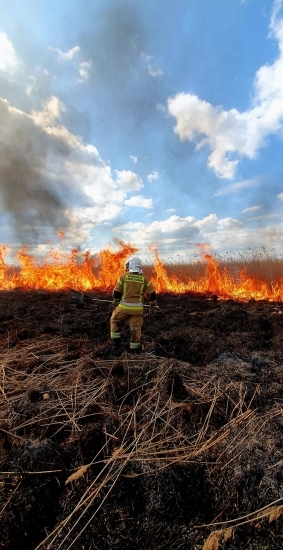 Pożar przy Jeziorze Zygmunta Augusta