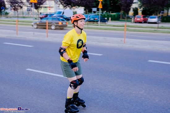 Nightskating Białystok. 3 przejazd rolkarzy