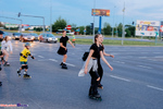 Nightskating Białystok. 3 przejazd rolkarzy