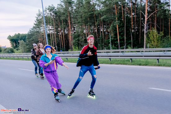 Nightskating Białystok. 3 przejazd rolkarzy