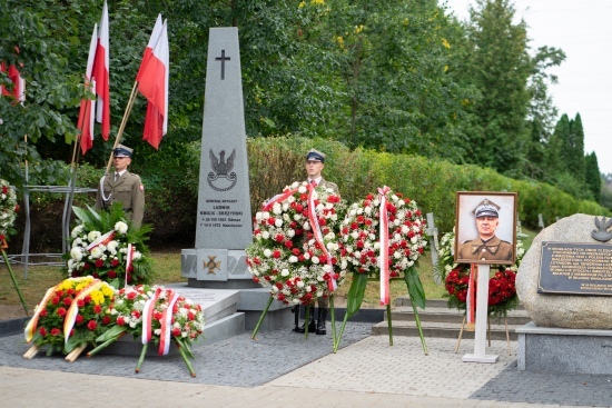 Pogrzeb gen. Ludwika Kmicica-Skrzyńskiego