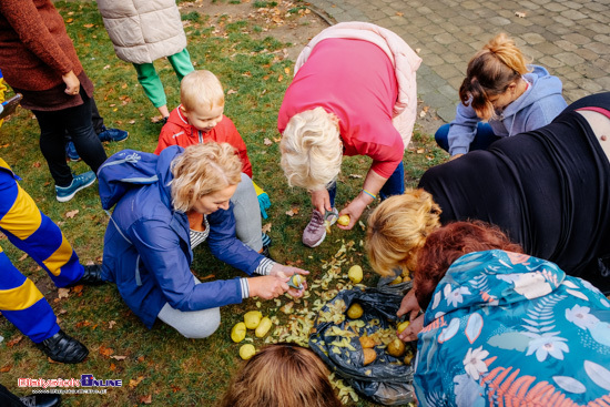 Dzień Ziemniaka z PCK - ognisko i biesiadowanie