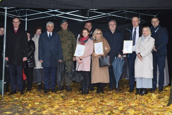 2023.10.25 - Odsłonięcie muralu z wizerunkiem Izabelli Branickiej