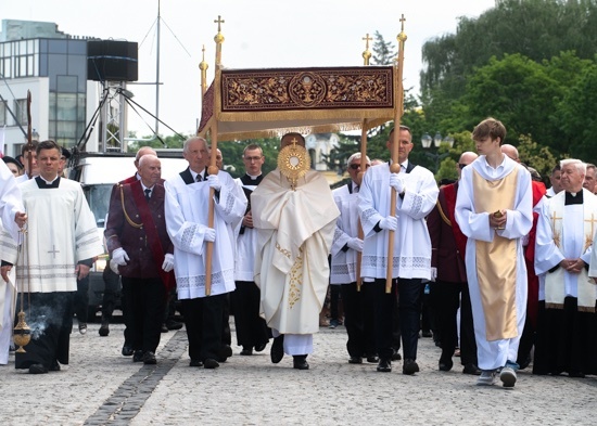 2024.05.30 - Boże Ciało. Procesja w Białymstoku