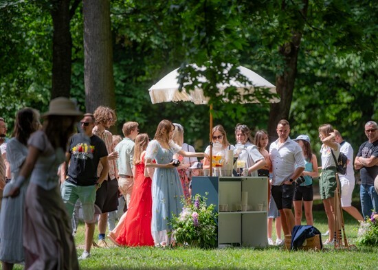 2024.06.01 - Piknik według Bridgertonów w Pałacu Branickich