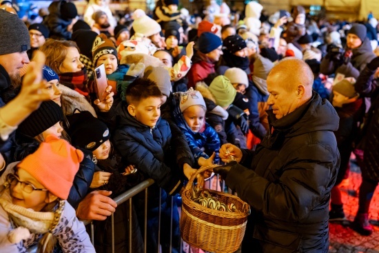 2024.12.08 - Spotkanie z Mikołajem z Rovaniemi na Rynku Kościuszki