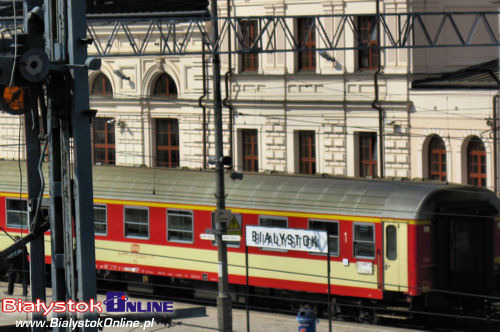 Tragedia pod Smoleńskiem:Uroczystości żałobne w Warszawie