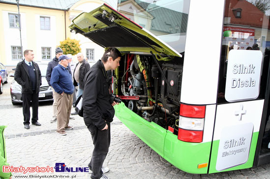 Festyn na Rynku Kościuszki i prezentacja autobusu hybrydowego