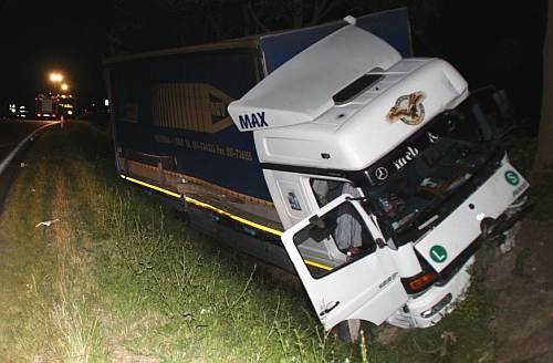 Zderzyły się motor, bus i tir. Jedna osoba nie żyje