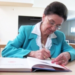 Karolina Kaczorowska na promocji książki poświęconej ostatniemu prezydentowi II RP