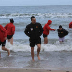 Piłkarze Jagiellonii trenowali i kąpali się w morzu