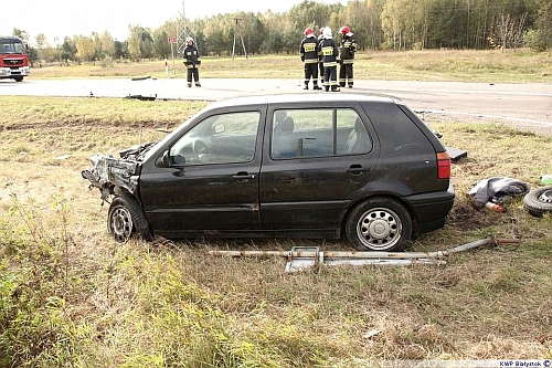 Kierowca w ciężkim stanie przez niezapięte pasy