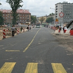 Przy skrzyżowaniu Sienkiewicza - Piłsudskiego można już jeździć nowym asfaltem