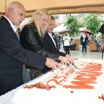 Święto Wolności. Na Rynku Kościuszki pokrojono rocznicowy tort [ZDJĘCIA]