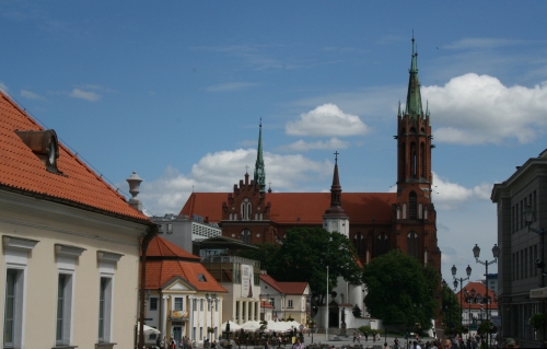 Jubileusz abp. Edwarda Ozorowskiego. Uroczystości i utrudnienia w centrum