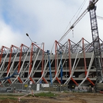 Konstrukcja stalowa stadionu miejskiego ustawiona w całości