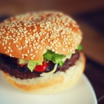 Ile jest burgera w burgerze? Urzędnicy skontrolowali białostockie fast foody